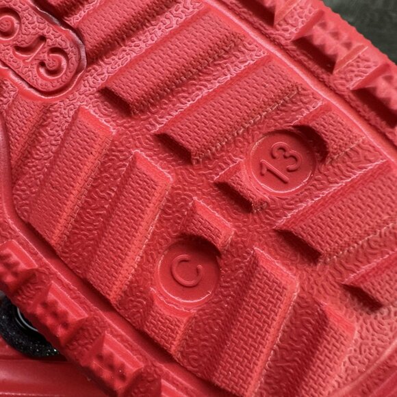 CROCS Classic Kids size 13 Red White Santa Lined Clog - Picture 8 of 8